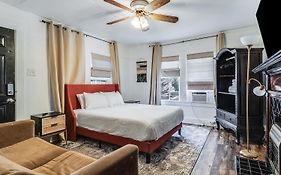 Lafayette At Your Doorstep, Private Rm